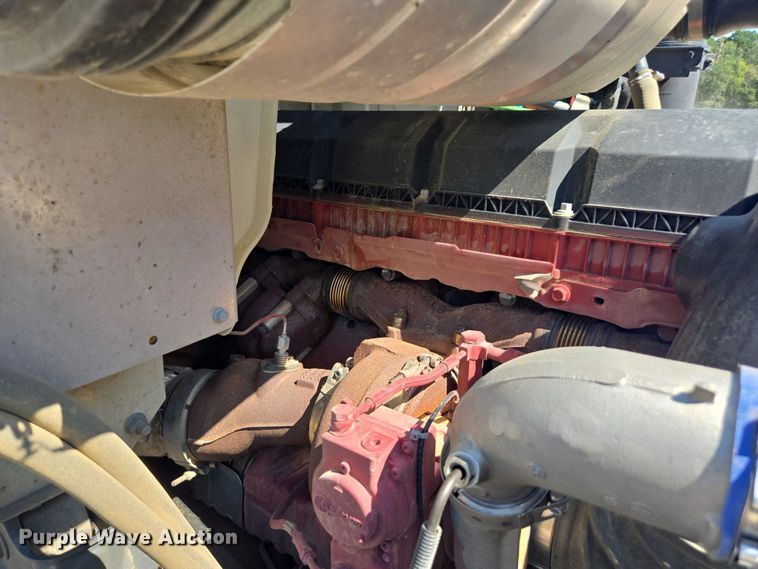 image for item YA0869 2023 Mack GR64FT semi truck