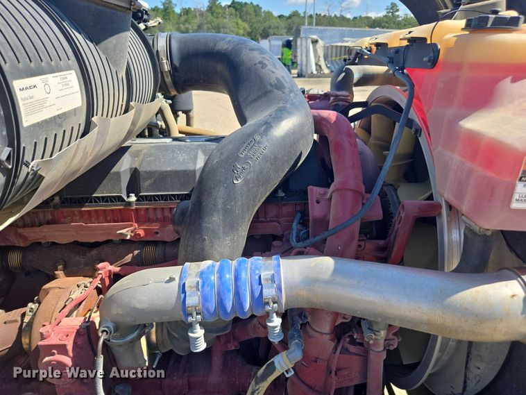 image for item YA0869 2023 Mack GR64FT semi truck