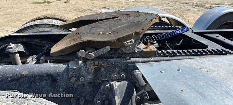 image for item YA0948 2007 Peterbilt 379 semi truck