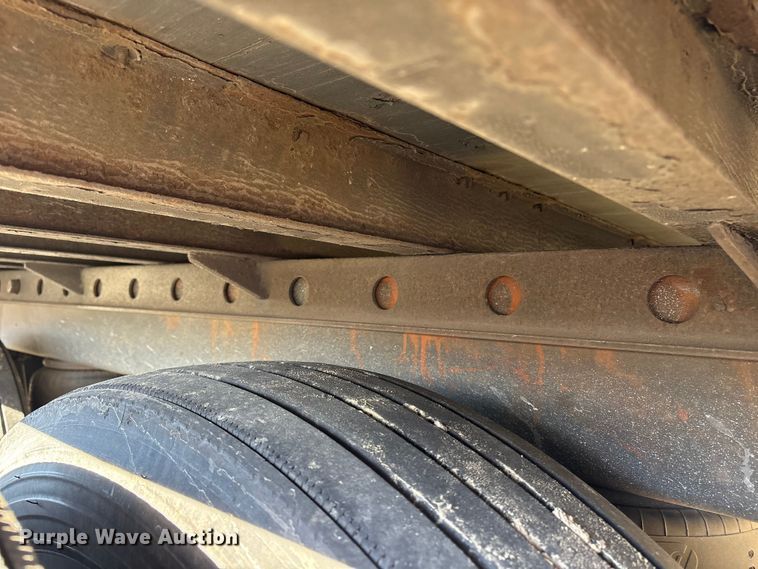 image for item YA0954 2018 Vanguard  REM VXP dry van trailer