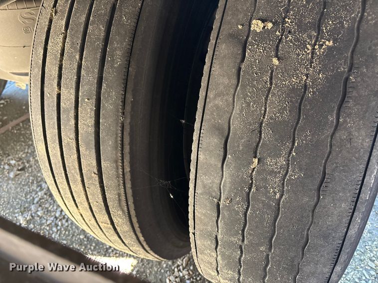 image for item YA0954 2018 Vanguard  REM VXP dry van trailer