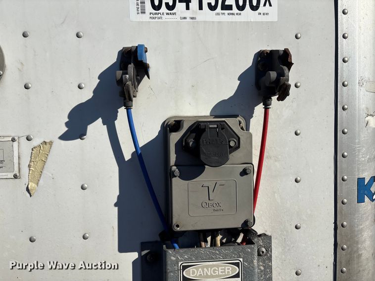 image for item YA0955 2018 Vanguard  REM VXP dry van trailer