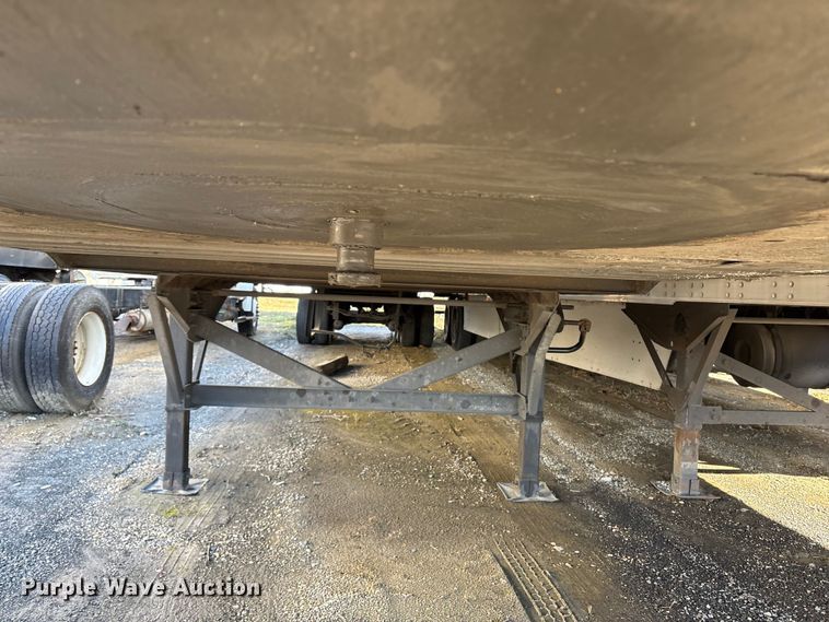 image for item YA0955 2018 Vanguard  REM VXP dry van trailer