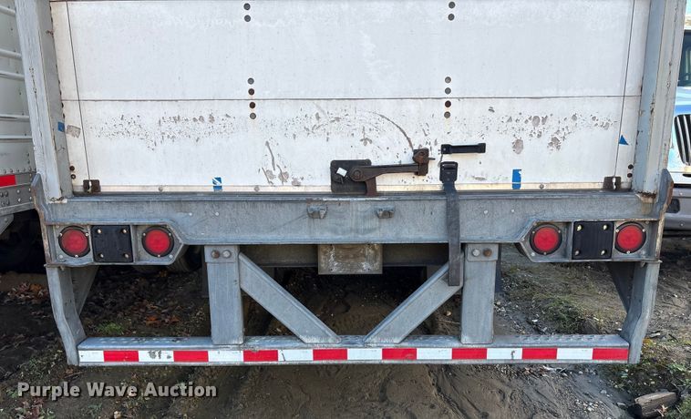 image for item YA0955 2018 Vanguard  REM VXP dry van trailer
