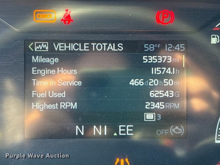 image for item YA0956 2023 Volvo VNL semi truck