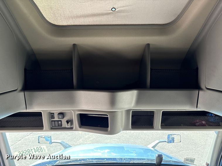 image for item YA0956 2023 Volvo VNL semi truck