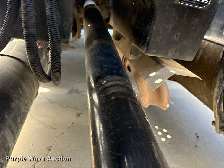 image for item YA0959 2016 Freightliner Cascadia  semi truck