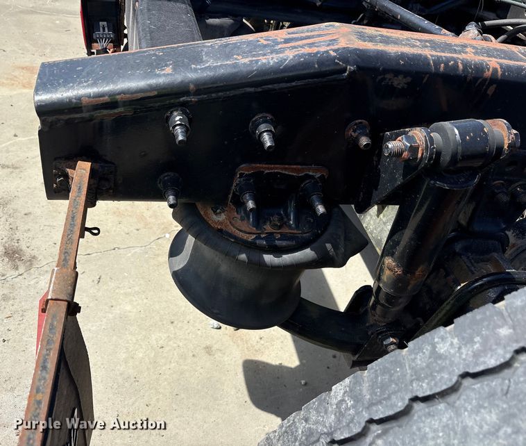 image for item YA0959 2016 Freightliner Cascadia  semi truck