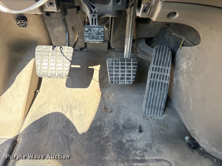 image for item YA0959 2016 Freightliner Cascadia  semi truck