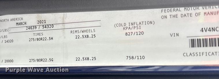 image for item YA0960 2022 Volvo VNL semi truck