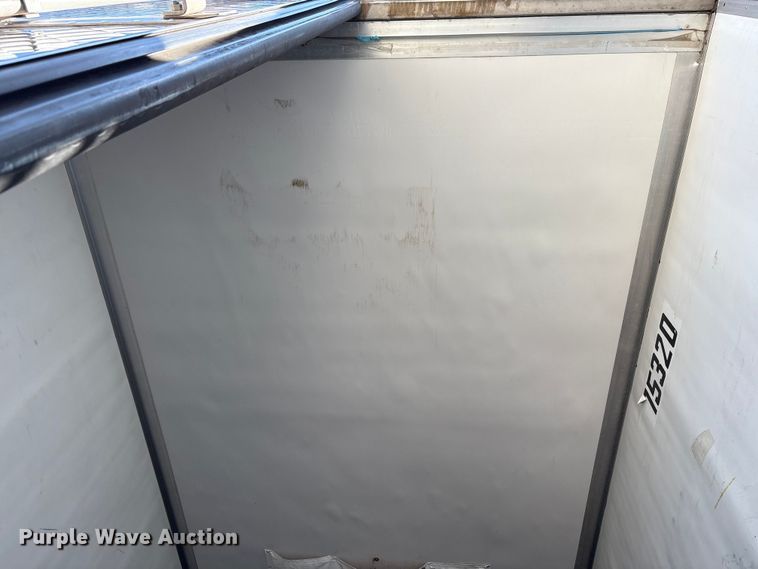 image for item YA0989 2016 Utility  VS2RA refrigerated van trailer