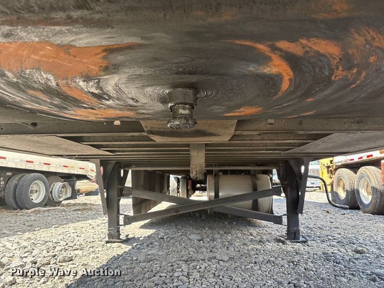 image for item YA0989 2016 Utility  VS2RA refrigerated van trailer