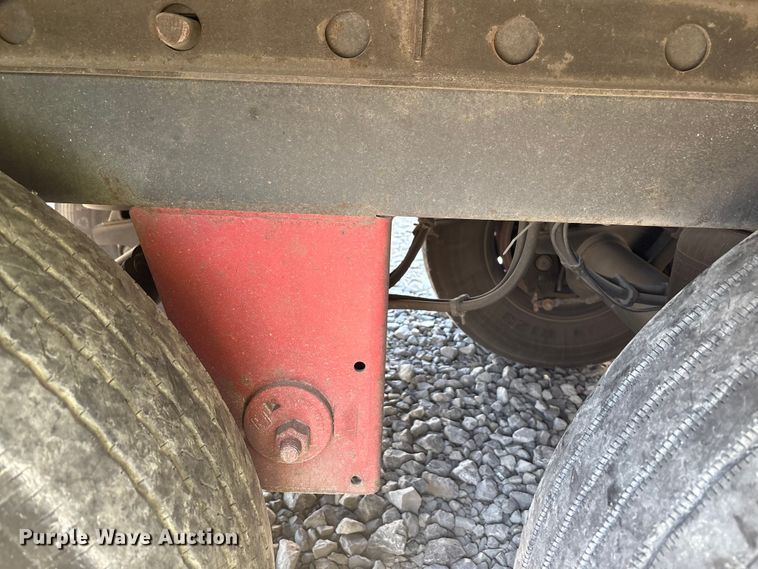 image for item YA0989 2016 Utility  VS2RA refrigerated van trailer