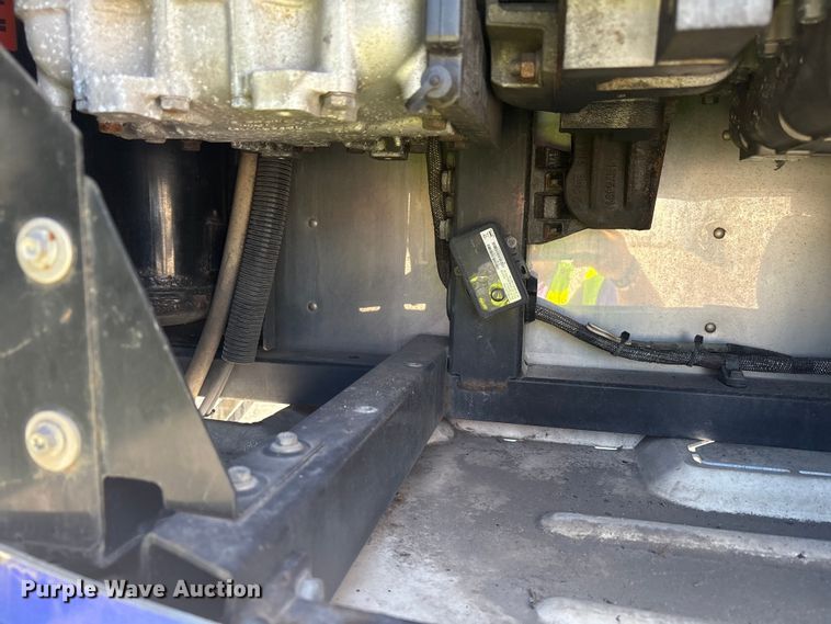 image for item YA0989 2016 Utility  VS2RA refrigerated van trailer