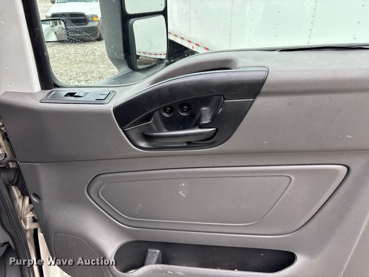 image for item YA1168 2019 International LT625 semi truck