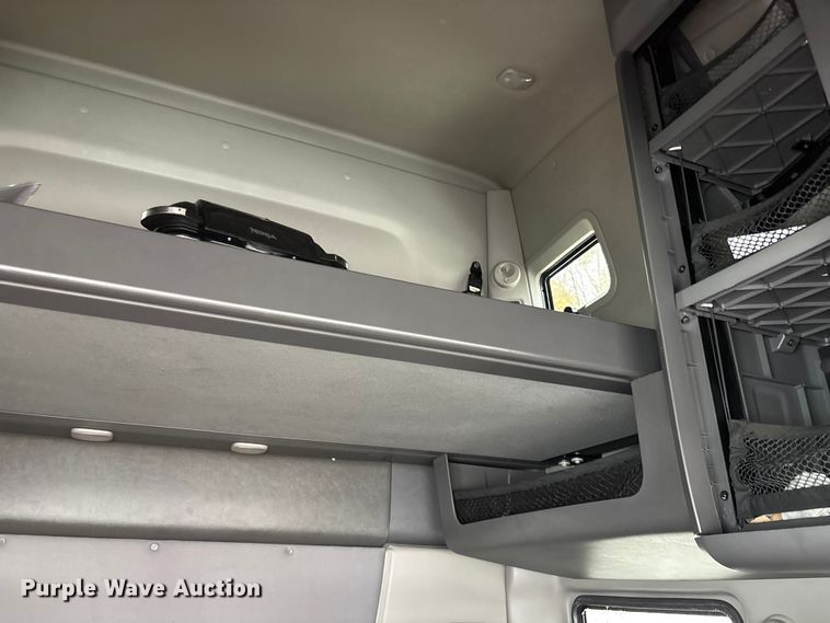 image for item YA1168 2019 International LT625 semi truck