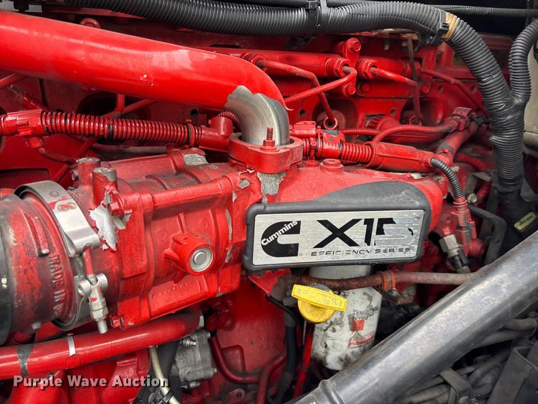 image for item YA1168 2019 International LT625 semi truck