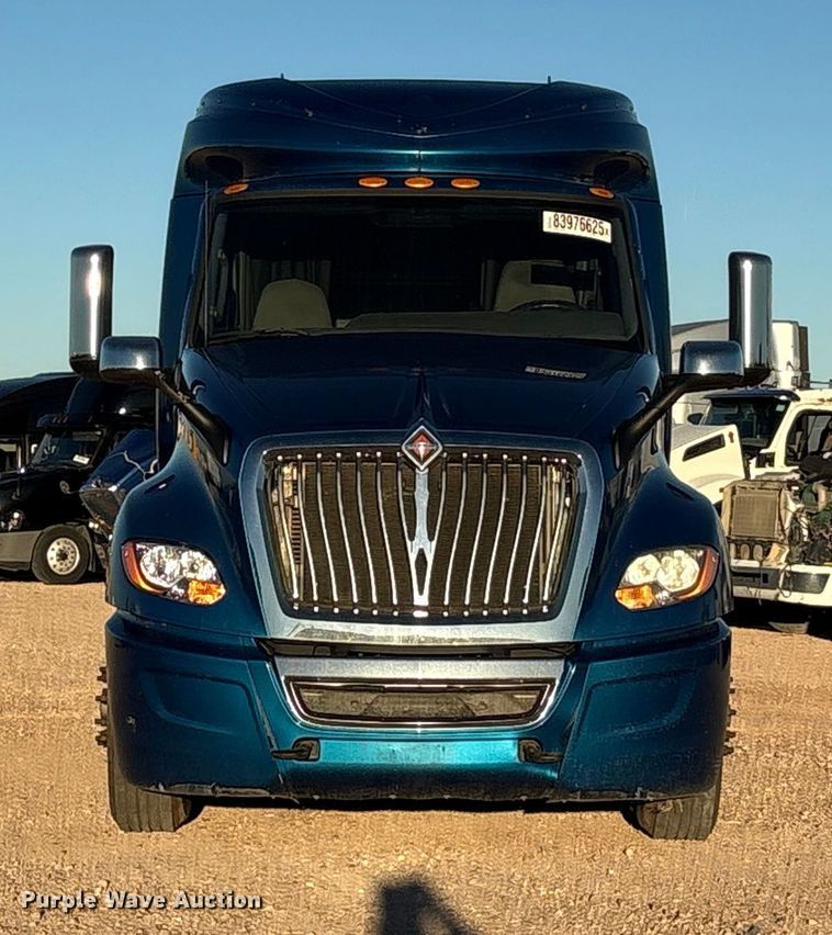 CAMIóN CAMAROTE 2019 INTERNATIONAL