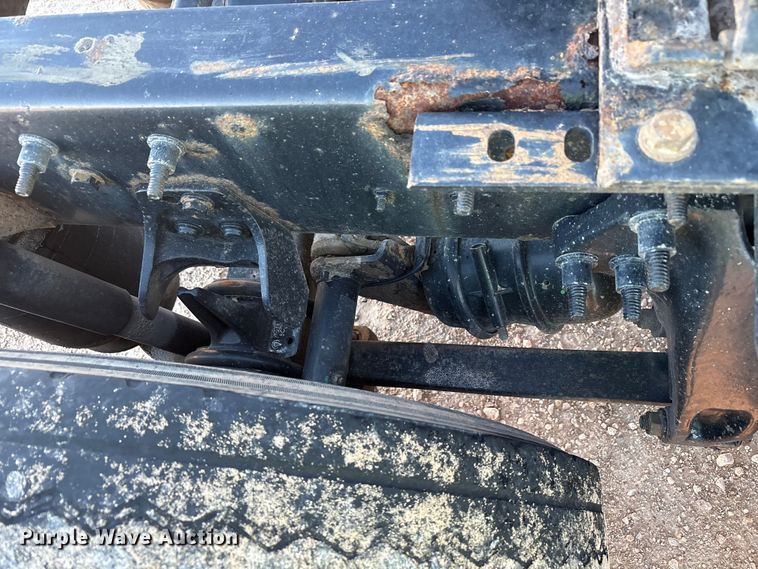 image for item YA1177 2019 International LT625 semi truck