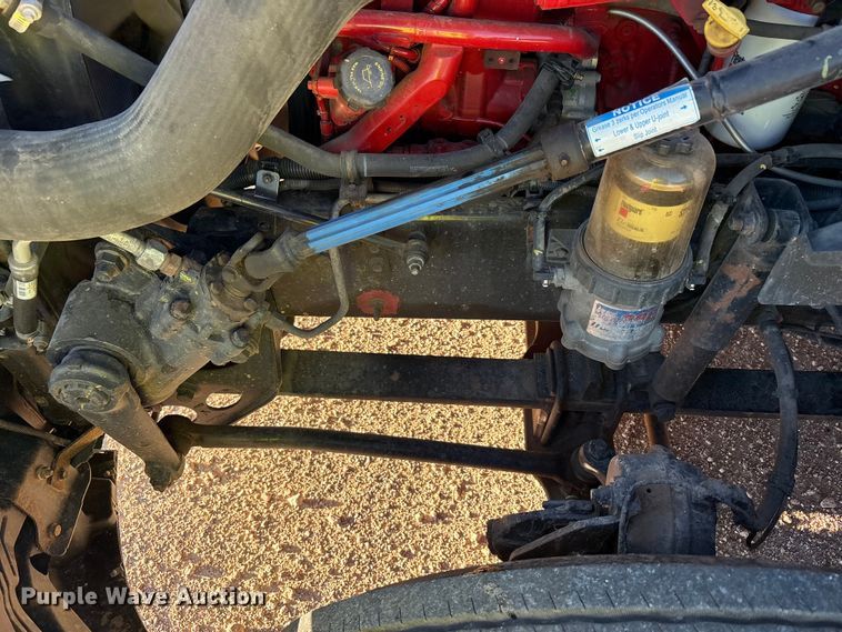 image for item YA1177 2019 International LT625 semi truck