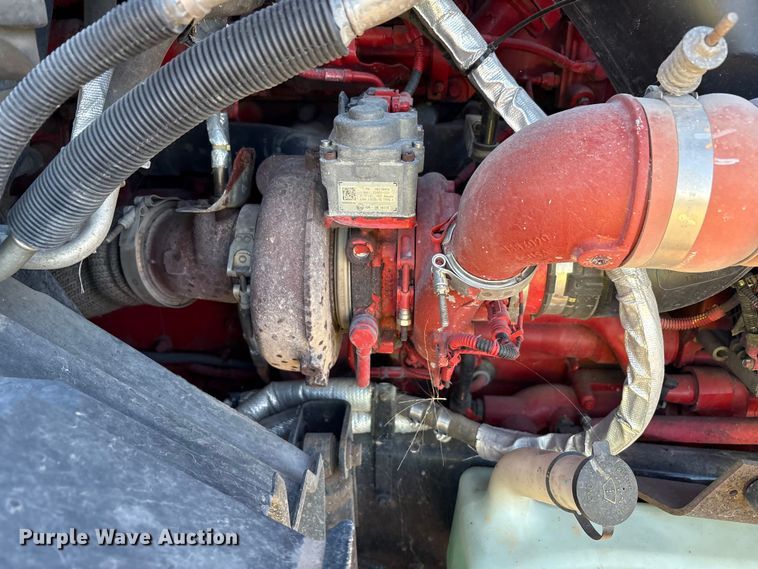 image for item YA1177 2019 International LT625 semi truck