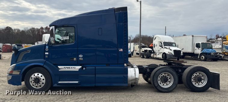 image for item YA1243 2017 Volvo VN semi truck
