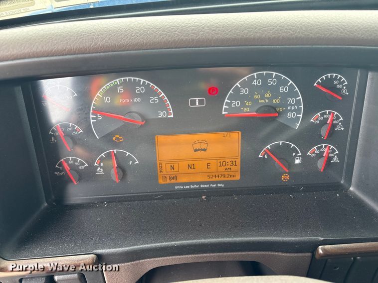 image for item YA1243 2017 Volvo VN semi truck