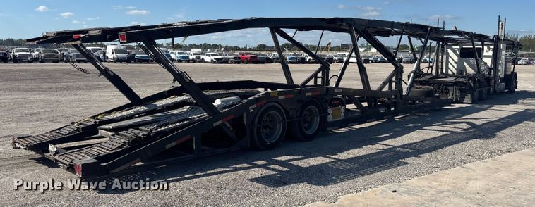 image for item YA1261 2014 Peterbilt 388 car carrier truck with car carrier trailer