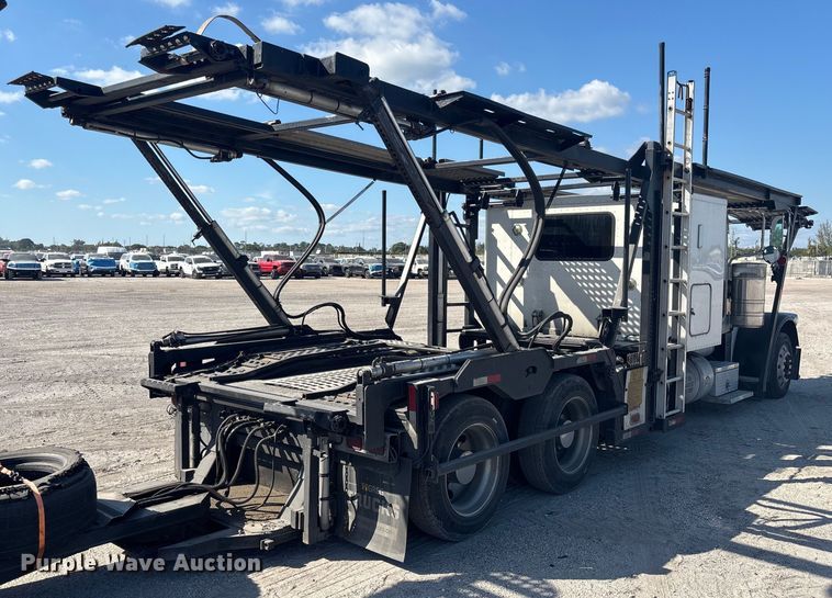image for item YA1261 2014 Peterbilt 388 car carrier truck with car carrier trailer