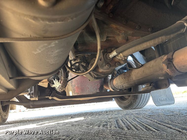 image for item YA1261 2014 Peterbilt 388 car carrier truck with car carrier trailer