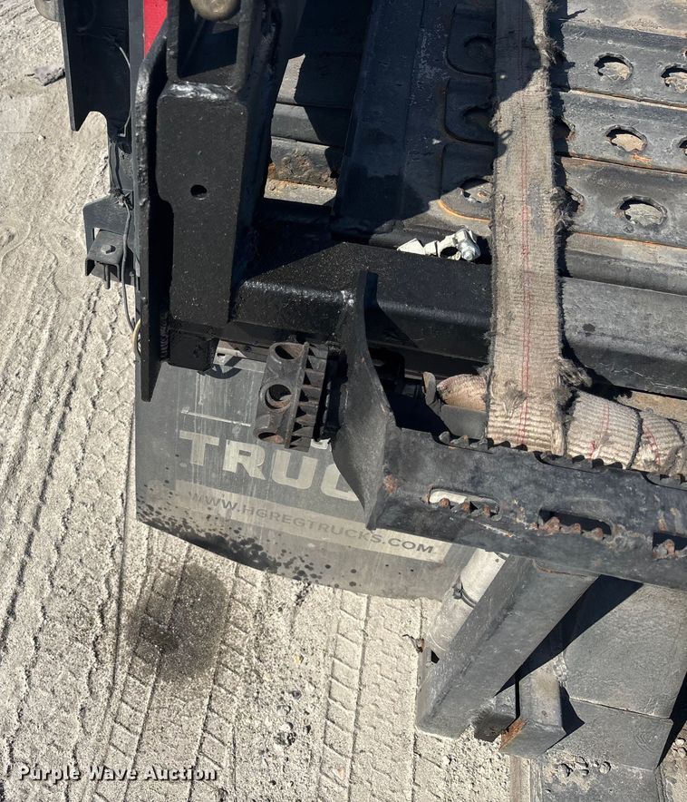 image for item YA1261 2014 Peterbilt 388 car carrier truck with car carrier trailer