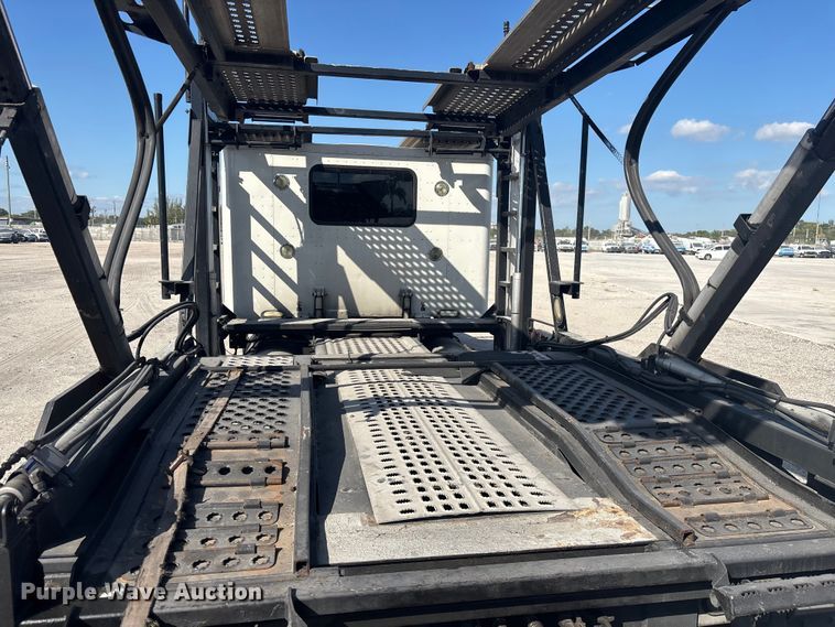 image for item YA1261 2014 Peterbilt 388 car carrier truck with car carrier trailer