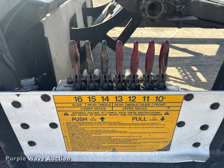 image for item YA1261 2014 Peterbilt 388 car carrier truck with car carrier trailer