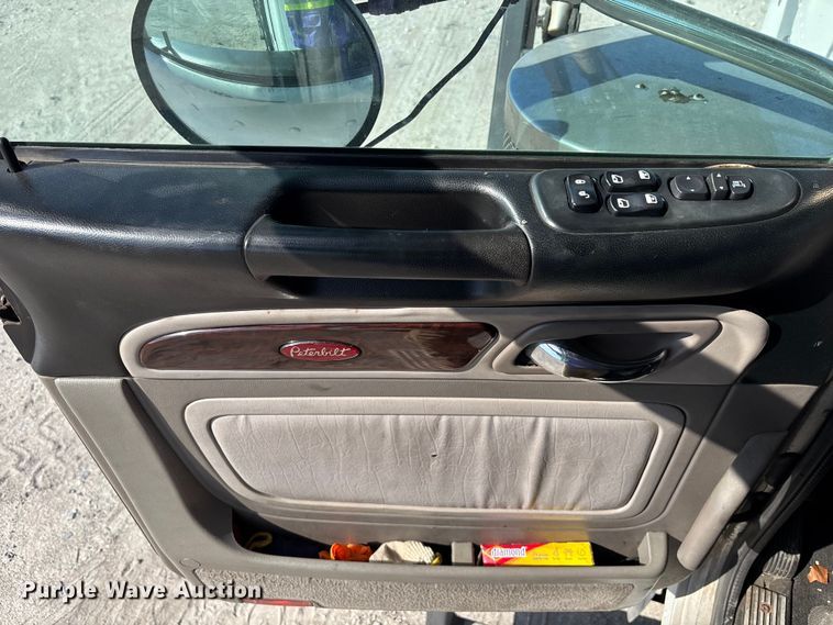 image for item YA1261 2014 Peterbilt 388 car carrier truck with car carrier trailer