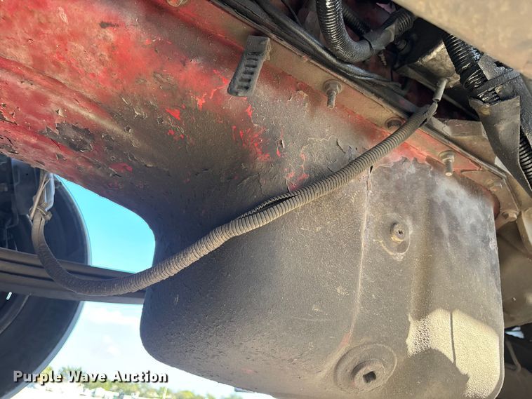 image for item YA1261 2014 Peterbilt 388 car carrier truck with car carrier trailer