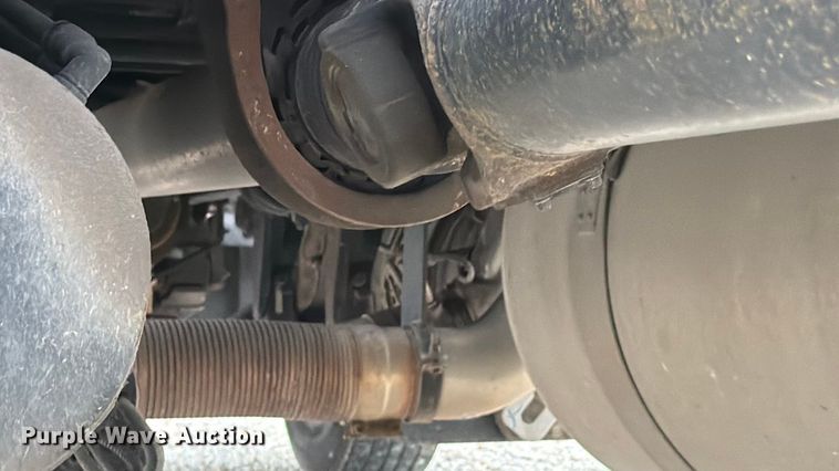 image for item YA1270 2023 Peterbilt  389 semi truck