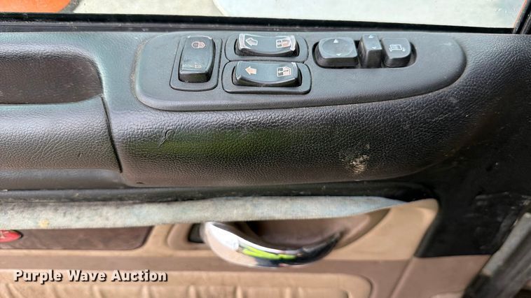 image for item YA1270 2023 Peterbilt  389 semi truck