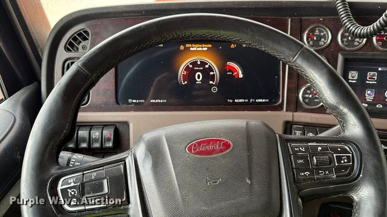 image for item YA1270 2023 Peterbilt  389 semi truck