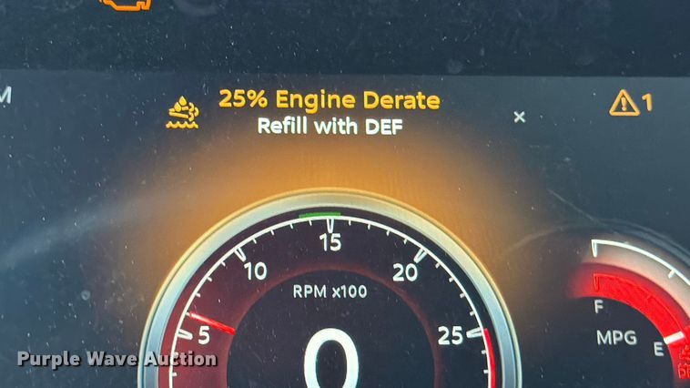 image for item YA1270 2023 Peterbilt  389 semi truck