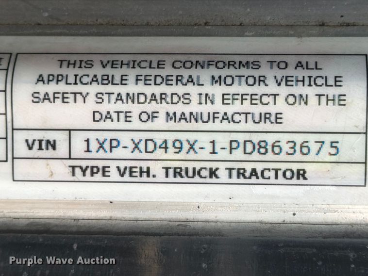 image for item YA1270 2023 Peterbilt  389 semi truck