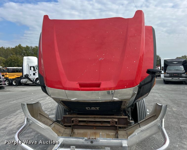 image for item YA1271 2015 Caterpillar CT660S semi truck