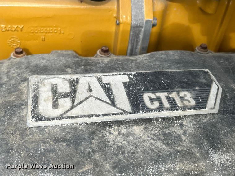 image for item YA1271 2015 Caterpillar CT660S semi truck