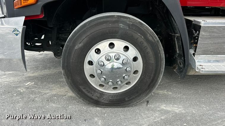 image for item YA1271 2015 Caterpillar CT660S semi truck