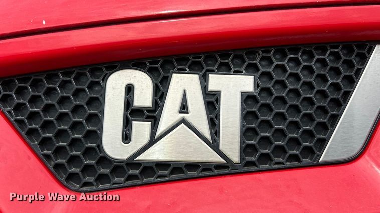 image for item YA1271 2015 Caterpillar CT660S semi truck