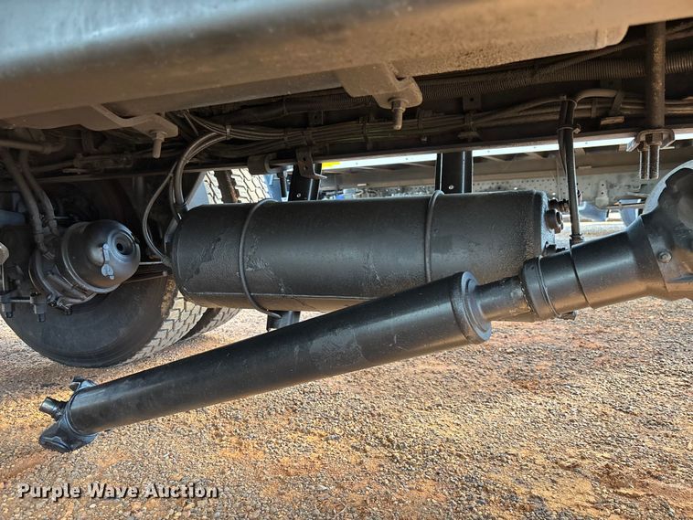 image for item YA1276 2018 Freightliner Buisness Class M2 box truck