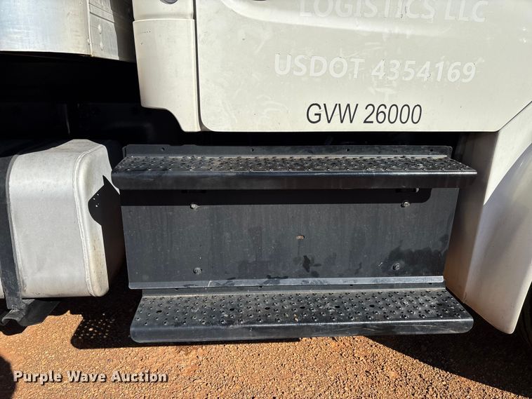 image for item YA1276 2018 Freightliner Buisness Class M2 box truck