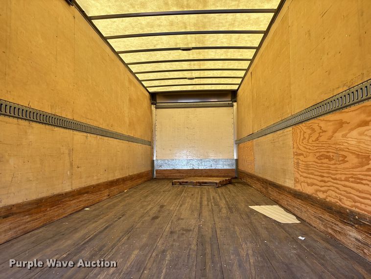 image for item YA1276 2018 Freightliner Buisness Class M2 box truck