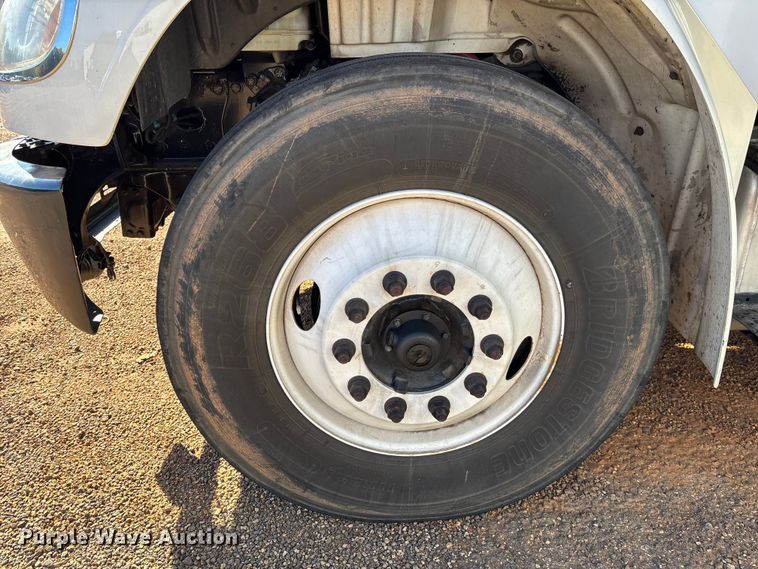 image for item YA1276 2018 Freightliner Buisness Class M2 box truck