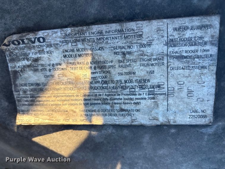 image for item YA1296 2016 Volvo VNL semi truck