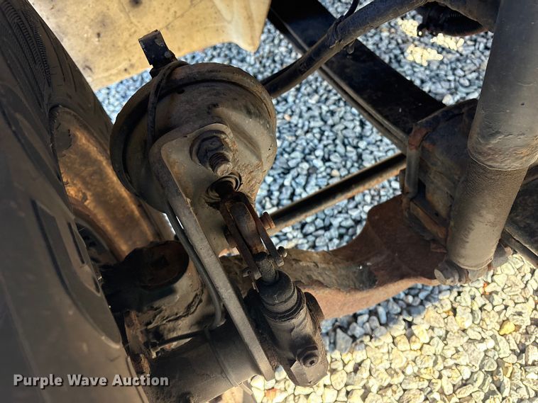 image for item YA1341 2016 International 4300 box truck